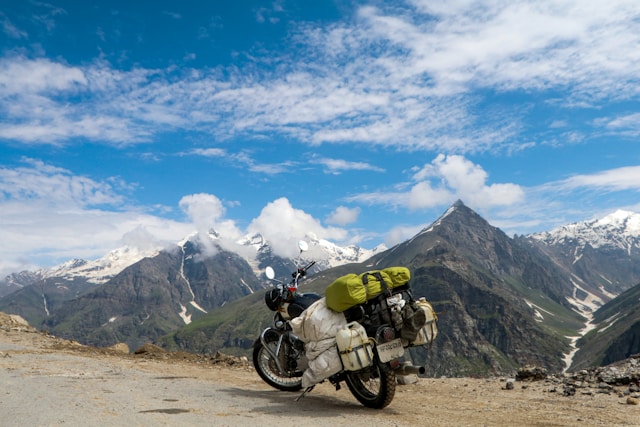7 Days Thrilling Leh Ladakh Bike Adventure.